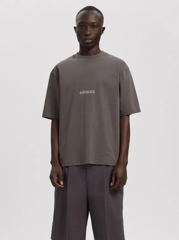 ANROKHOLM LOGO SS O-NECK TEE