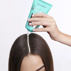 BALANCING PRE-SHAMPOO MASK - Avgiftande balanserande mask före schampo