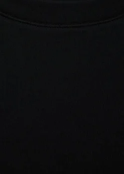 Basic 100% cotton t-shirt