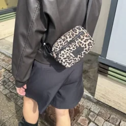 Blockmbg Cross. Bag, Rec.
