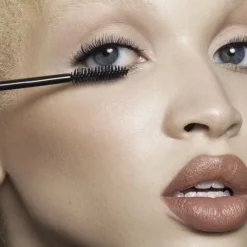 B Structural Volumizing + Lengthening Mascara - Mascara för längd och