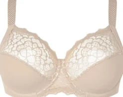 CARESSE Full cup support bra
