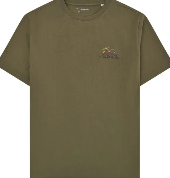 Chest print t-shirt