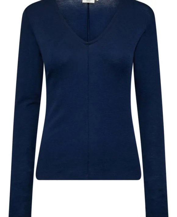 Cilla 16 V-halset bluse - 100% merino wool RWS