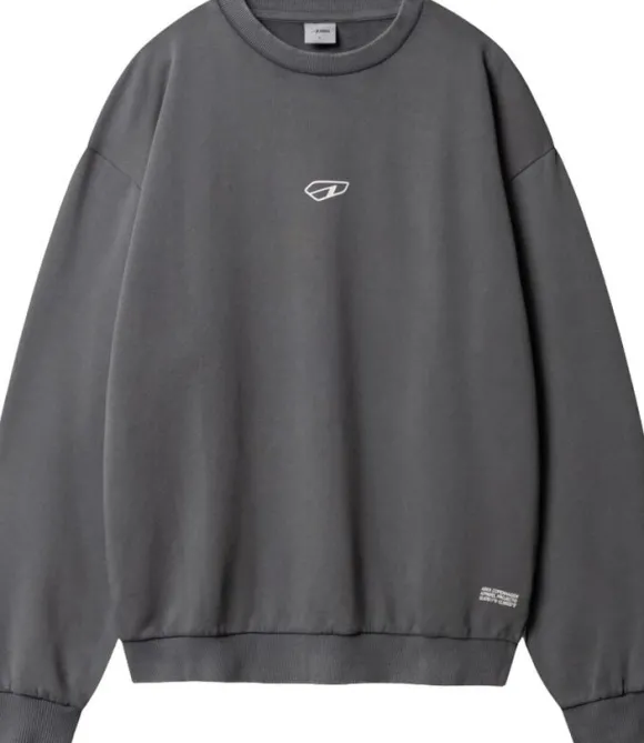 Core Crewneck Grey
