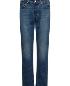 501 CURVE LIGHTWEIGHT HISTORY