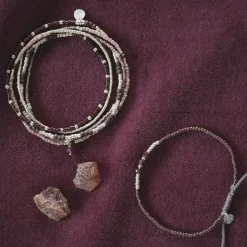 Decent Garnet Bracelet SC