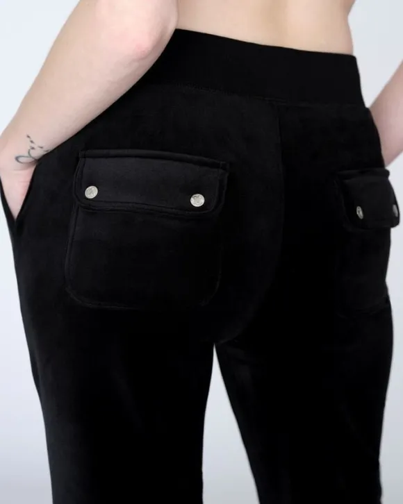 Del Ray Classic Velour Pant Pocket Design