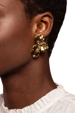 Earstud half flower