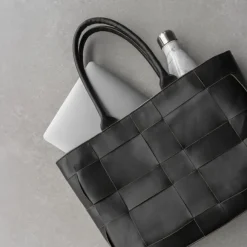 Euleenmbg Shopper, Antique