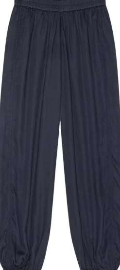 free pants silky