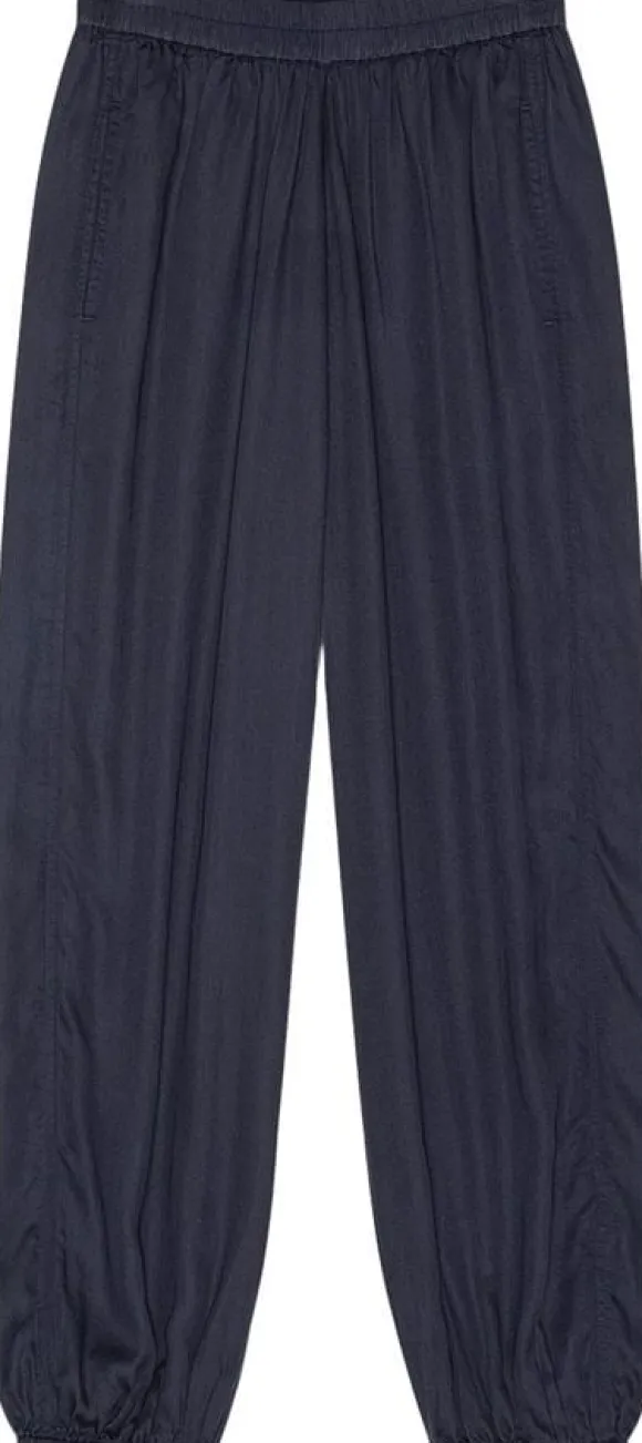free pants silky
