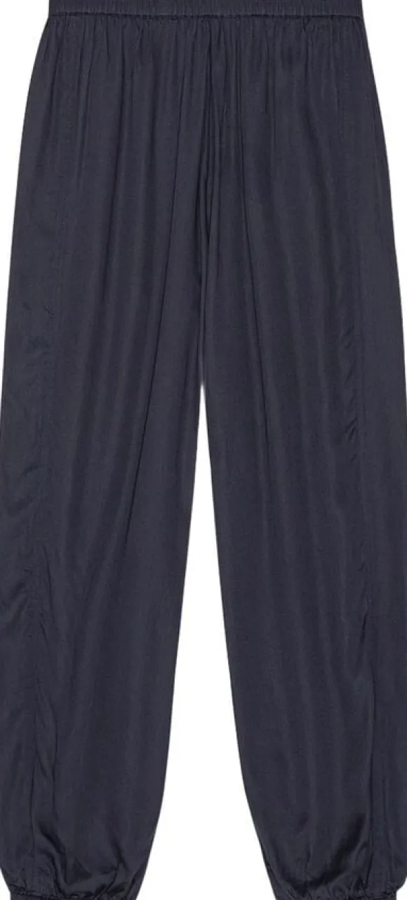 free pants silky
