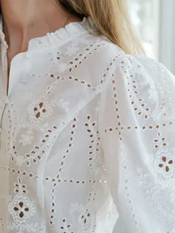 Gilda Embroidery Blouse