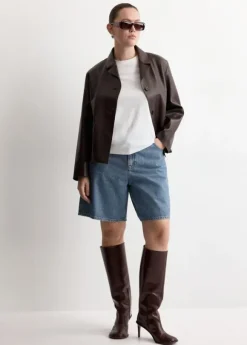 High-waist straight-fit denim short