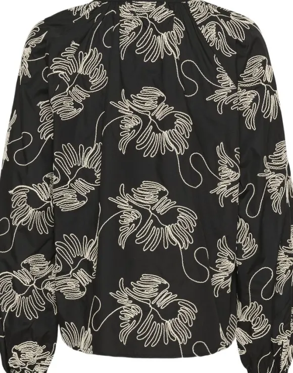 KAvinie Blouse