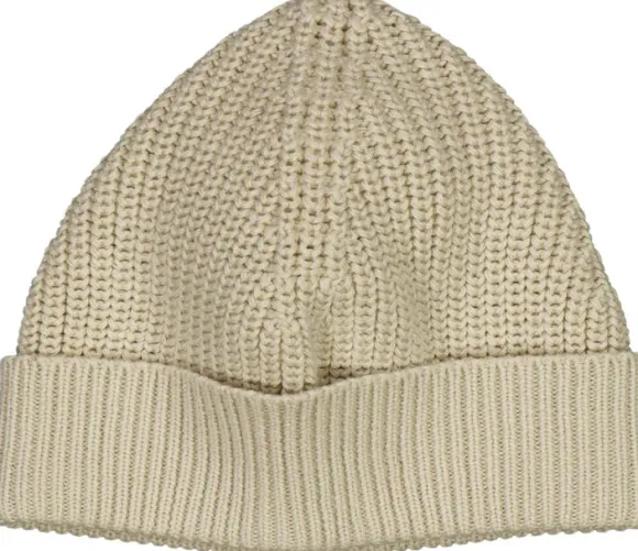 Knit chunky beanie