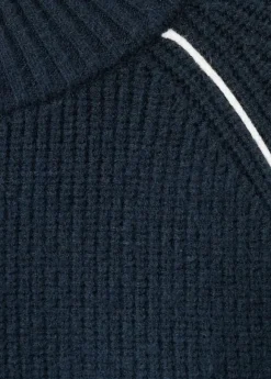 Knitted sweater with perkins neck