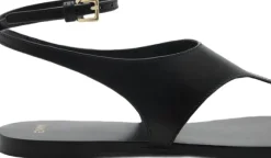 Leather straps sandals