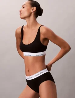 LIGHTLY LINED BRALETTE