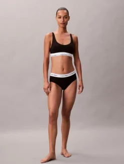 LIGHTLY LINED BRALETTE
