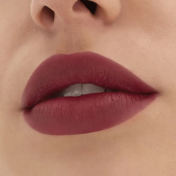 Locked Kiss 24HR Lipstick