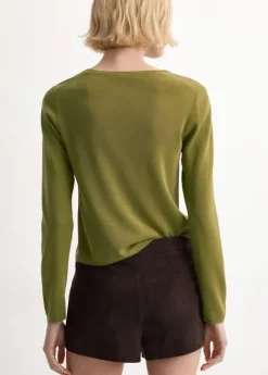 Long-sleeve knitted sweater