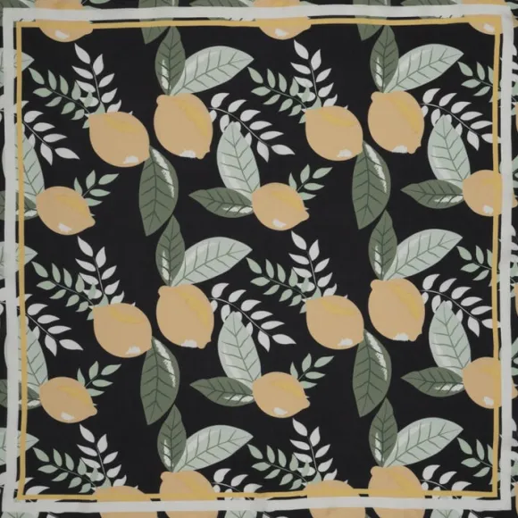 Mari Fall Scarf