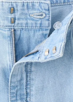 Mid-rise denim bermuda shorts with
