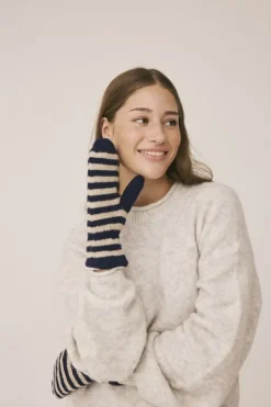 Minne 1S Knitted Mittens