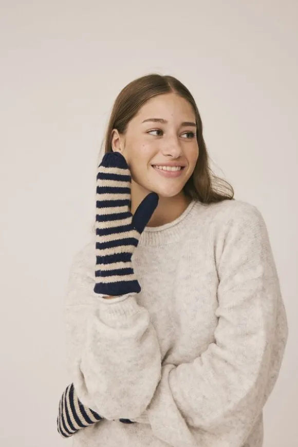 Minne 1S Knitted Mittens