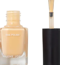 Nail Polish Peach Buzz