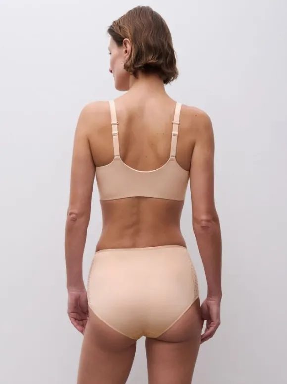 Norah Covering molded front closure bra