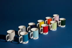 Pantone MUG Violet 519