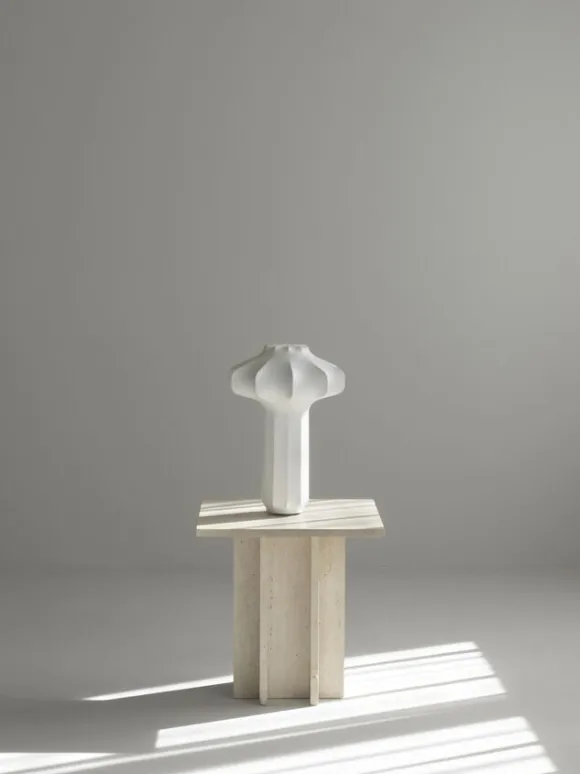 Phantom Table Lamp