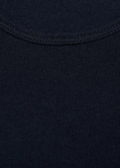Ribbed long-sleeved t-shirt