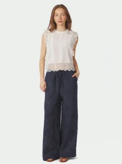Samia Lace Top
