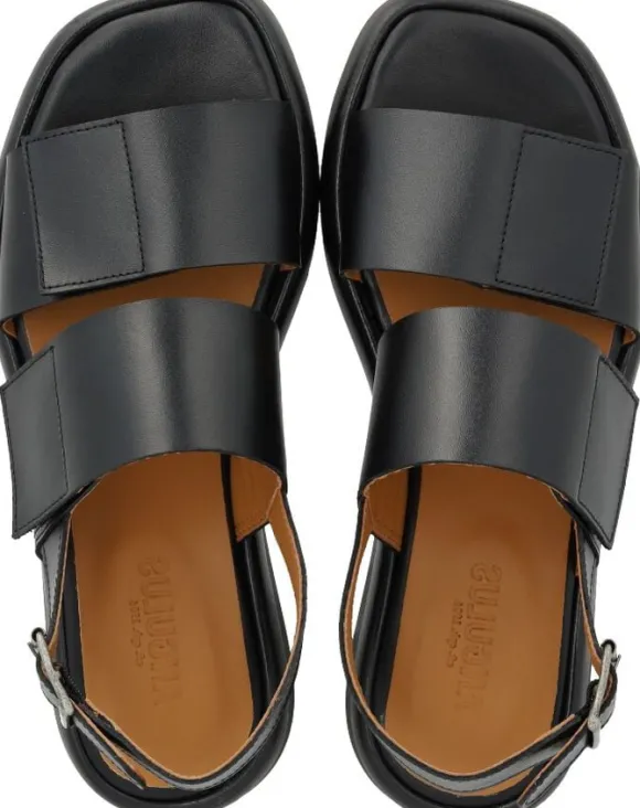 Sandal med justerbare velcroremme