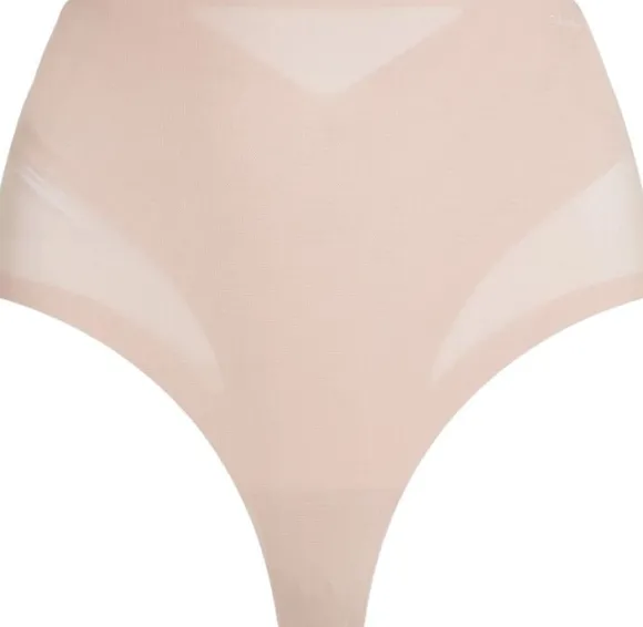 SCULPTED FIRM MESH THONG