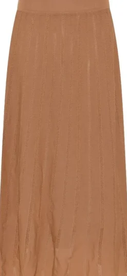 Skirt_ Chic Summer Knit