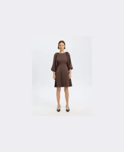 SLFLAURINA 3/4 SHORT OPEN BACK DRES