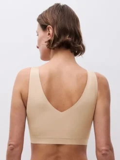 SoftStretch Padded Top