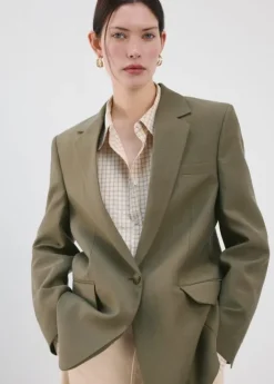 Straight suit jacket with lapel poc