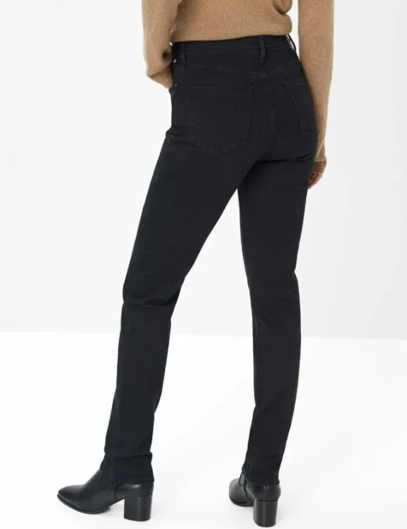 STYLE. CAROLA
