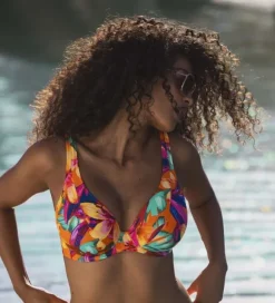 SUN HAZE UW HIGH APEX BIKINI TOP