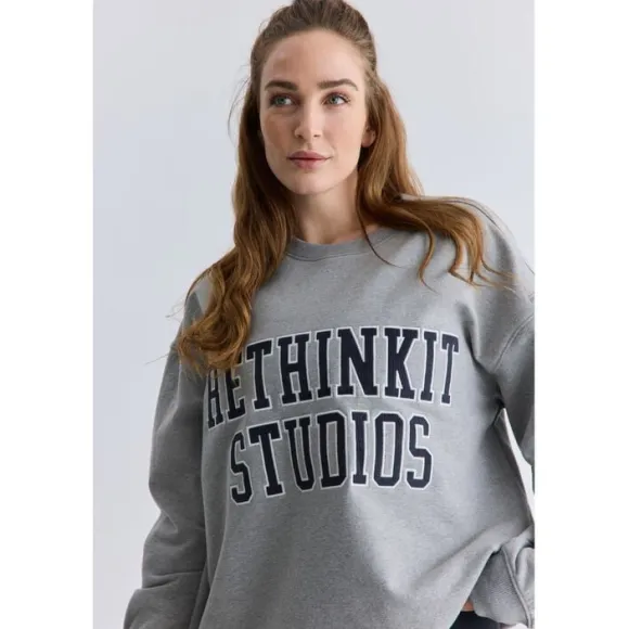 Sweat Shirt Logo