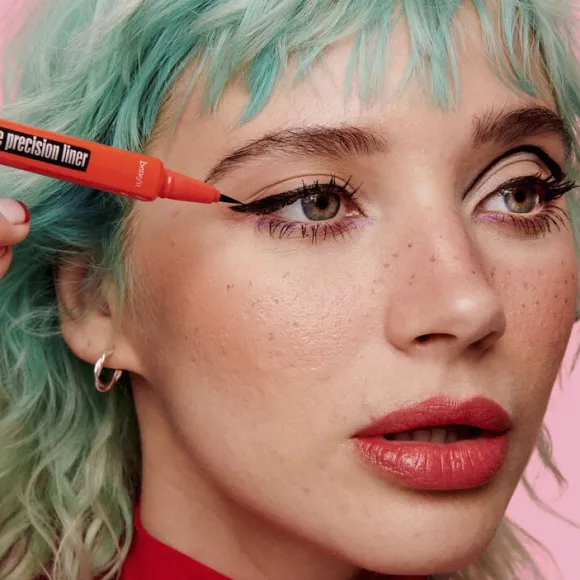 They're Real! Xtreme Precision Liner - Precision waterproof liquid eye