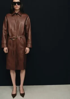 Thin belt with maxi-buckle