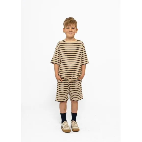 TNNero Shorts