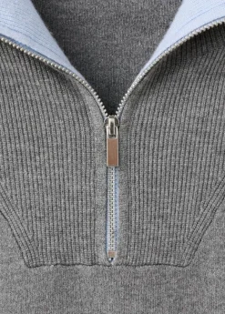 Turtleneck sweater with zip